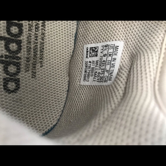 Adidas Boost shoes - Picture 5 of 5